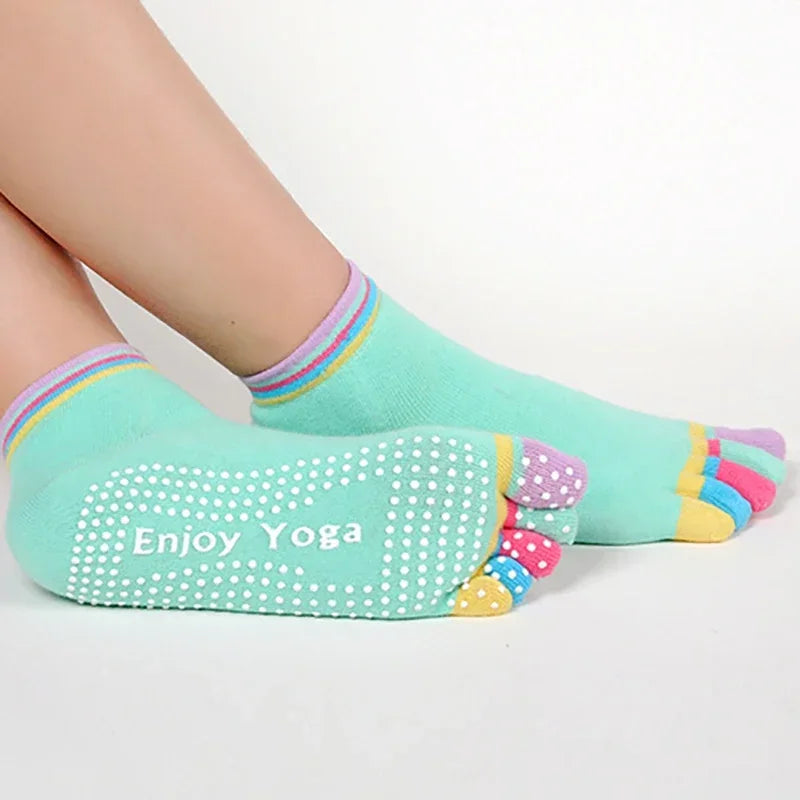 Candy-Colored Yoga Toe Socks Colorful Green one size-US 9-11 socks Yoga